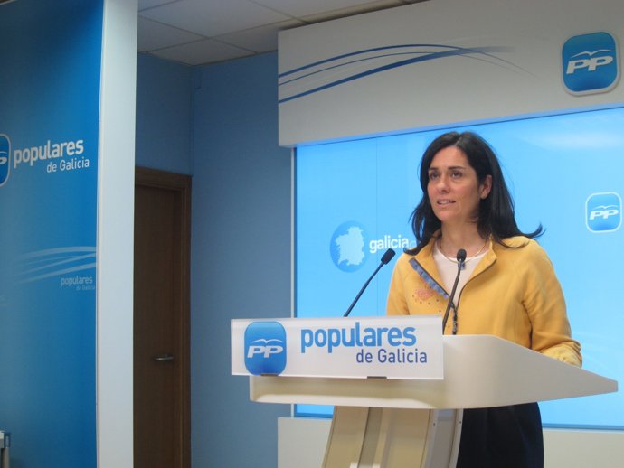 Paula Prado, portavoz del PPdeG, en rueda de prensa en la sede.
