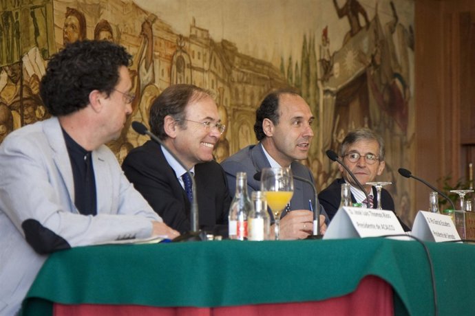 Thomas, García Escudero, Diego y Meng