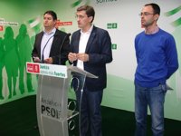 El PSOE asesora a más de 50 familias de la provincia con un grupo de expertos para evitar sus desahucios