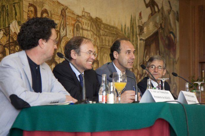 Thomas, García Escudero, Diego y Meng