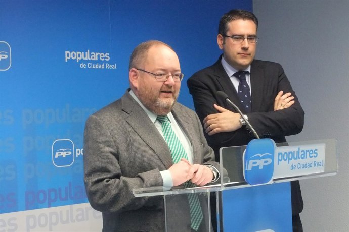 Rodríguez y Cuevas en rueda de prensa