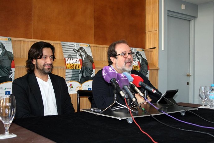 Amargo en rueda de prensa