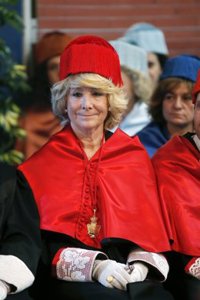 Aguirre cree que la Iglesia Católica debería "aprender" de los anglicanos y "cultivar" un "poco más" sus homilías