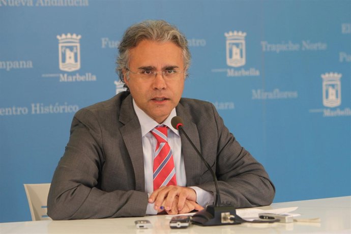 El concejal de turismo josé luis hernández