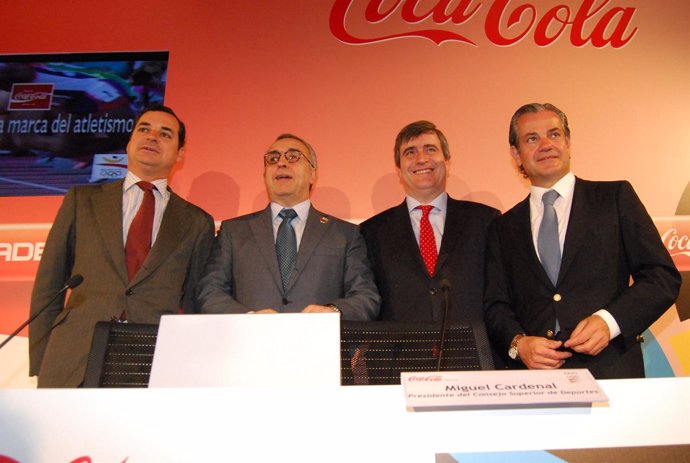 Firma convenio ADO CocaCola