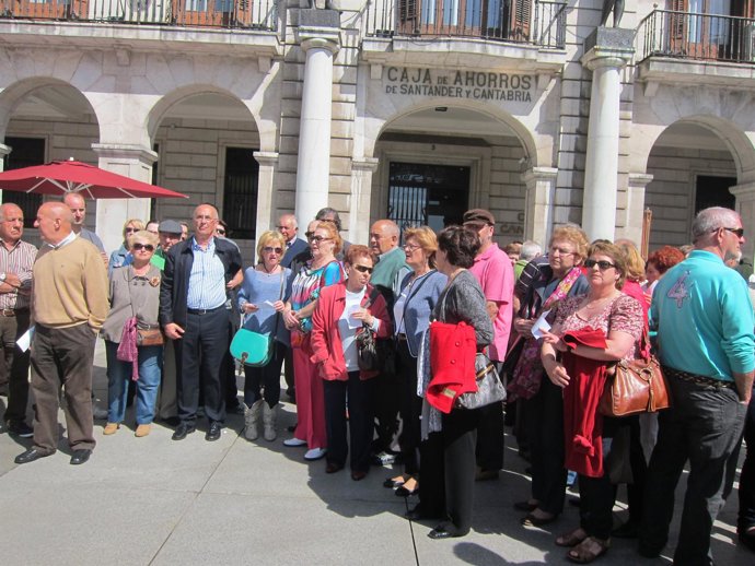 Afectados por preferentes se concentran en la Porticada