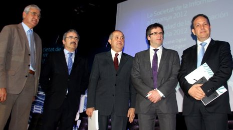 A.Pèlach (AED), K.Faura (Telefónica), F.Puig, C.Puigdemont y E.Santiago