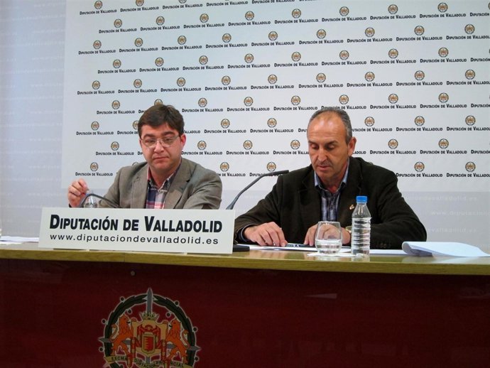 Polo Zancada y Moro en la sala de prensa de la Diputación