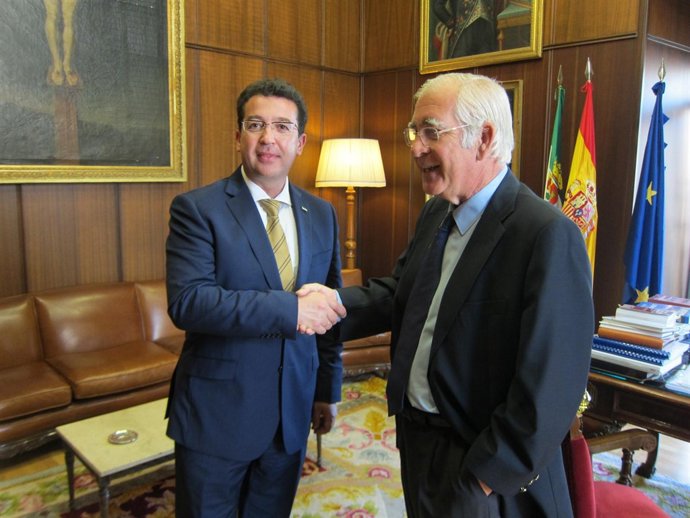 Fernando Manzano Y Julio Márquez De Prado En El Tsjex En Cáceres