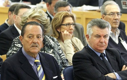 Julián Muñoz y Juan Antonio Roca durante el juicio por el caso Saqueo II