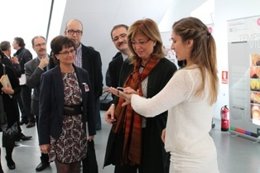 I.Rigau (consellera de Enseñanza) en la Jornada Art i Disseny