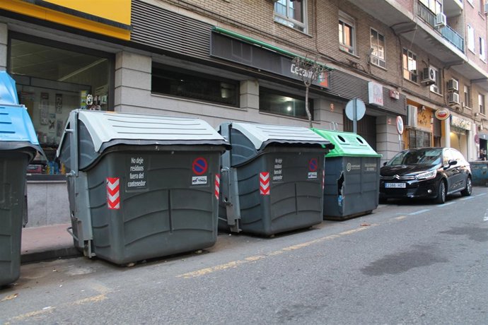 CONTENEDORES, RECICLAR, RECICLAJE, RESIDUOS, BASURA