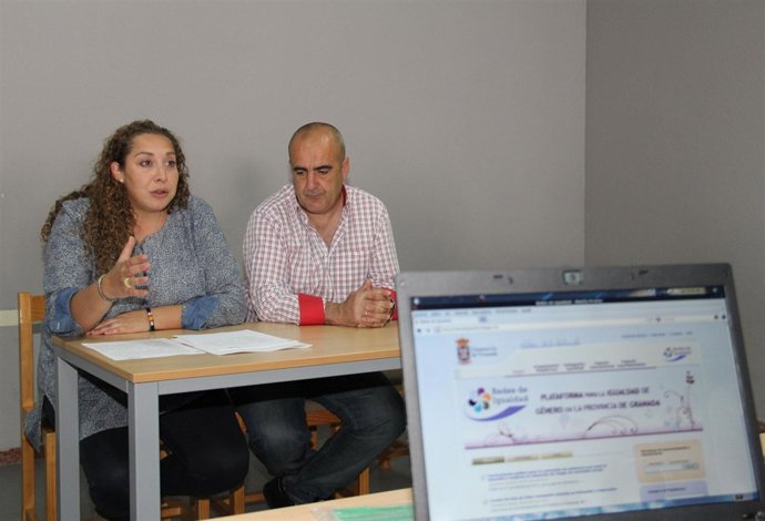 NP Y Fotos Plataforma Virtual 'Redesdeigualdad' Molvízar