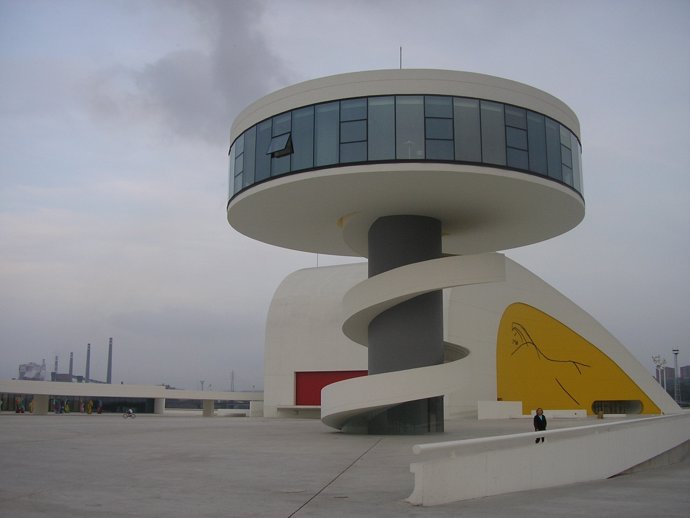 Esplanada del Centru Cultural Oscar Niemeyer      