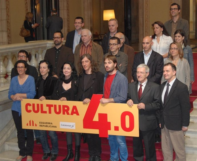 M.Rovira y A.Bosch, en la presentación de una reforma del IVA cultural