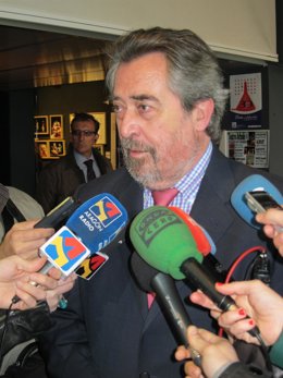 El alcalde de Zaragoza, Juan Alberto Belloch