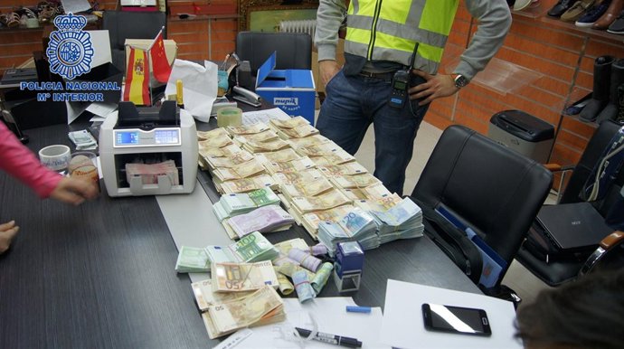 Dinero incautado a un entremado dedicado al blanqueo de capitales