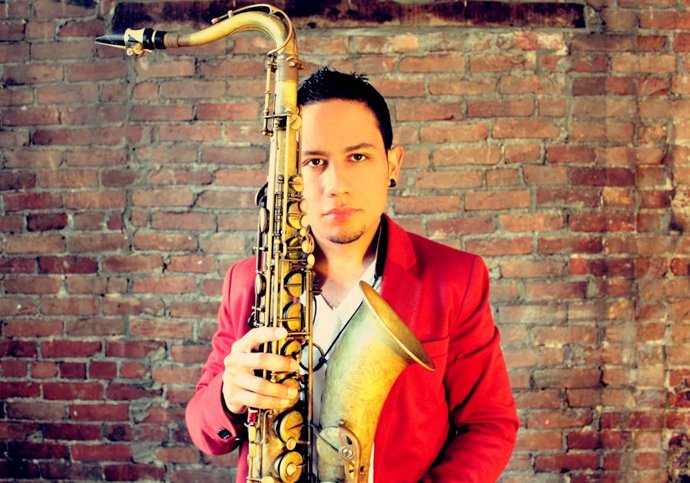El saxofonista Mario Castro.