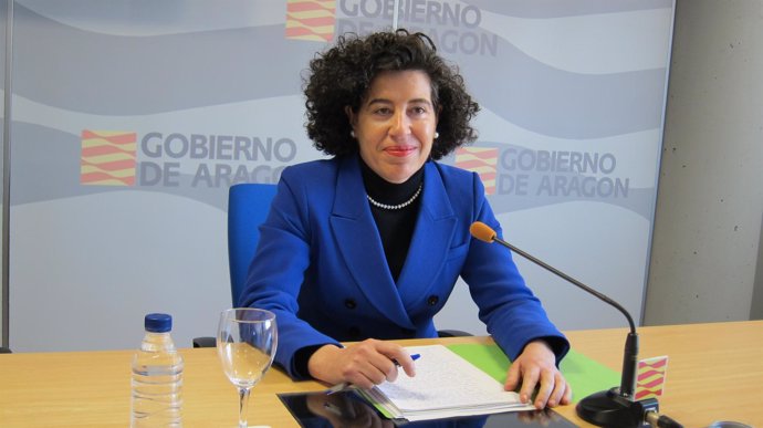 María Ángeles Alcutén