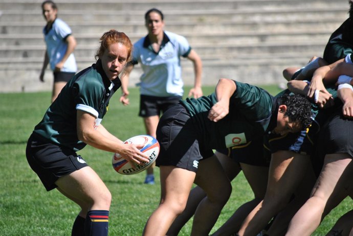 La selección española de rugby femenino se prepara para el Mundial