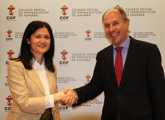 Convenio entre el Colegio de Farmacéuticos y la CUN.