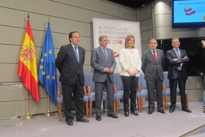 Fátima Báñez en la jornada "Estrategia de Emprendimiento y Empleo Joven"