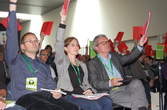 Joan Herrera y Dolors Camats en la X Asamblea de ICV