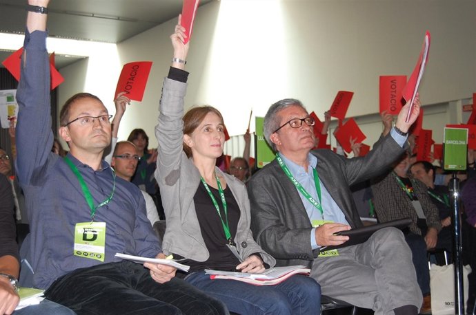 Joan Herrera y Dolors Camats en la X Asamblea de ICV