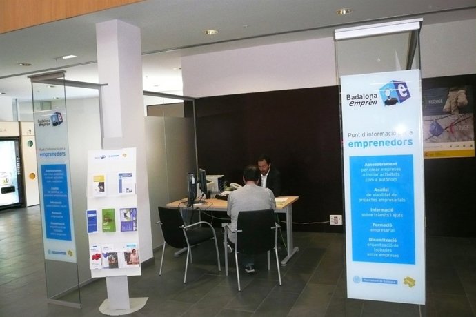 Nuevo punto de información al emprendedor de Badalona