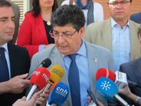 Valderas valora que la Junta frene el gasoducto en Doñana y espera que el Gobierno "no se ponga en contra"