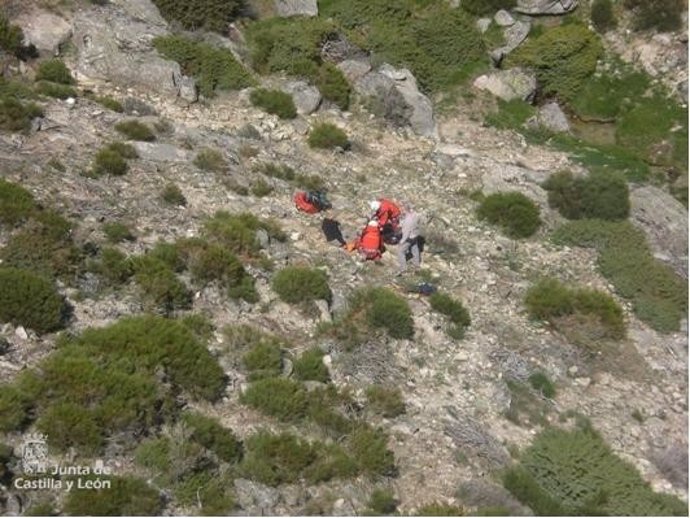 Imagen del rescate en el Pico Zapatero