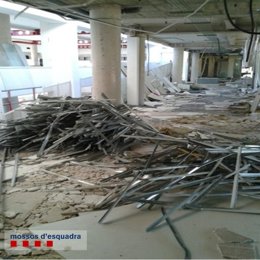 Nave de la Zona Franca que desmontaban los ladrones