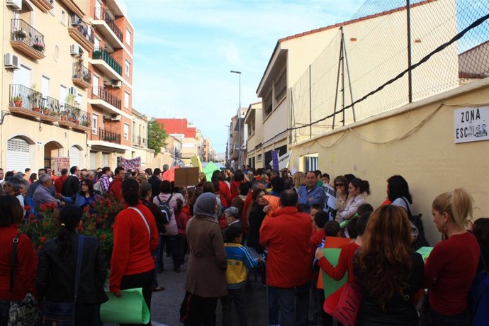 Protesta de los padres del CEIP San Juan de Ribera de Burjassot 