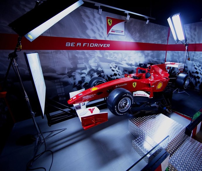 Nuevo simulador de formula 1 de la escuderia Ferrari