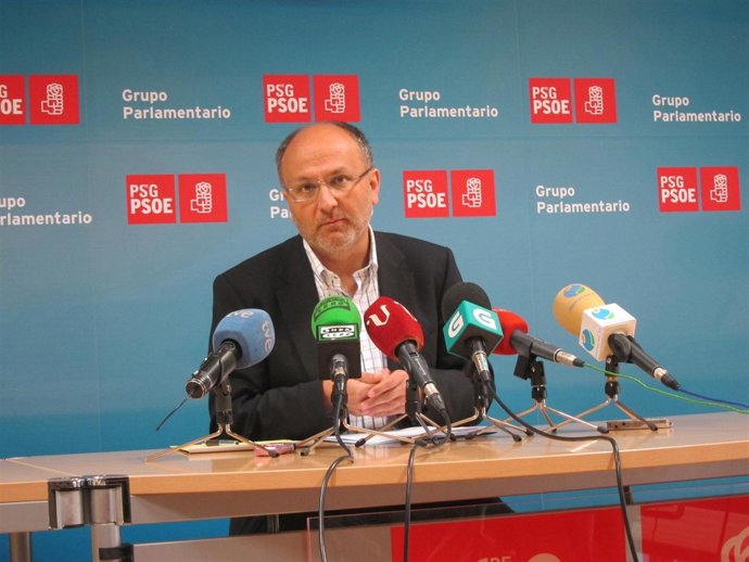 El portavoz parlamentario del PSdeG, Abel Losada