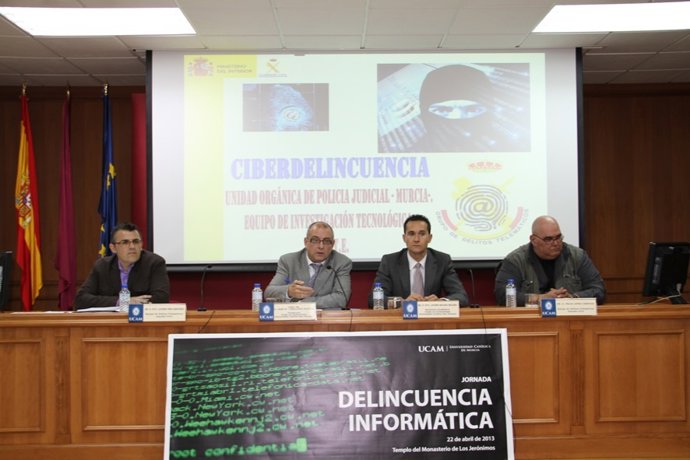 Conferencia 'Delincuencia informática' en la UCAM