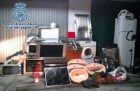 La Policía Nacional detiene en Fuengirola a dos personas por robar en una casa