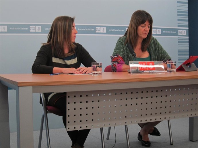 Rueda de prensa de PSE con maite berrocal e idoia mendia 