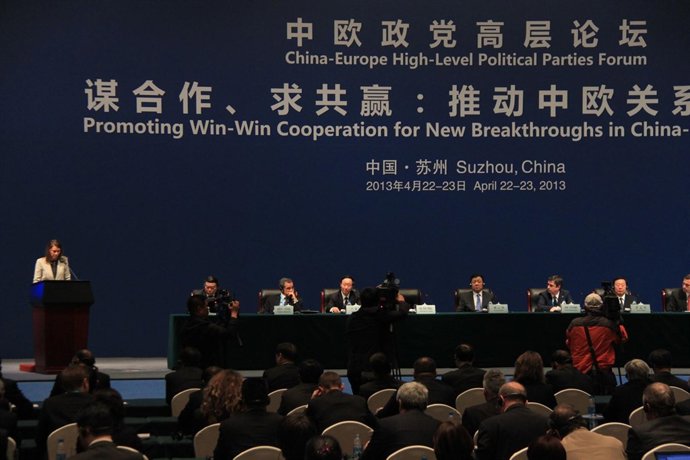 Cospedal en el PC de China