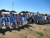 Trabajadores de Alstom piden apoyo a la continuidad de la empresa, que va a deslocalizar pese a los beneficios