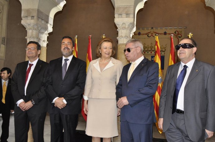 Rudi y representantes de la ONCE