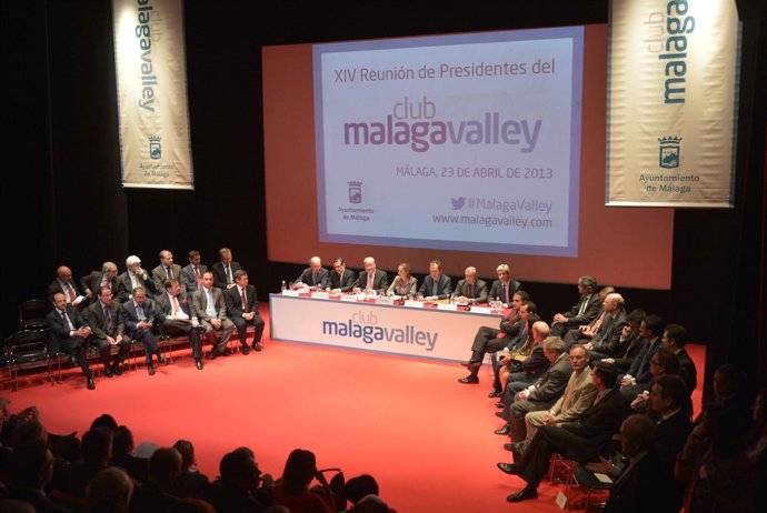 La ministra de Fomento asiste a la reunión del Club Málaga Valley