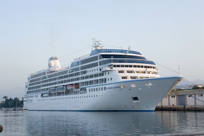 El Crucero Azamara Journey Llega A Motril