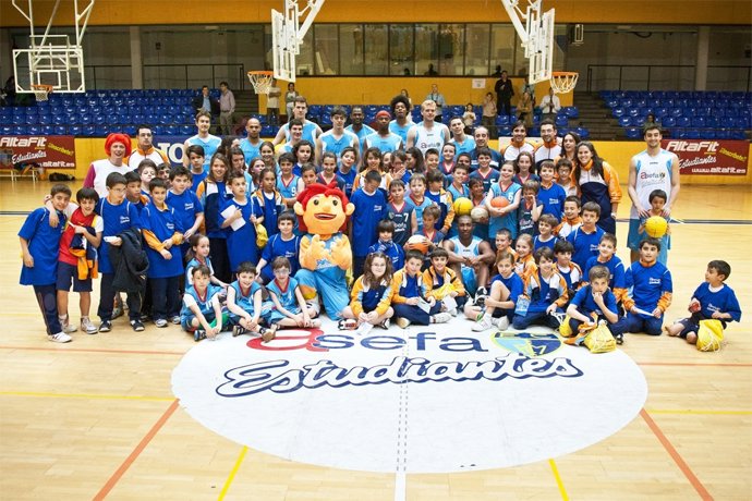 Asefa Estudiantes en el Pro Am infantil