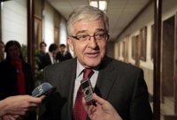 Moliner afirma que los escraches no están siendo violentos y por tanto son un ejemplo de la libertad de manifestación