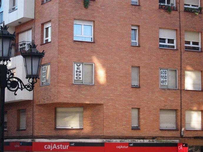 Bajan las hipotecas sobre vivienda