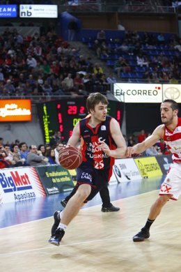 David Jelínek 25 Caja Laboral