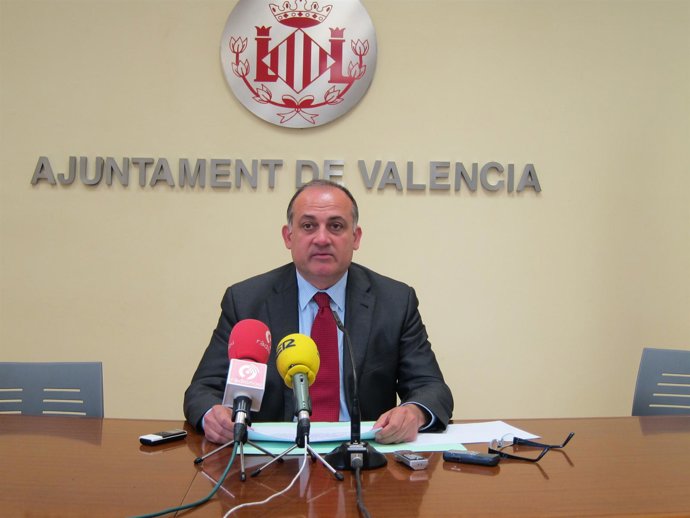 Joan Calabuig En La Rueda De Prensa Sobre Los PGE