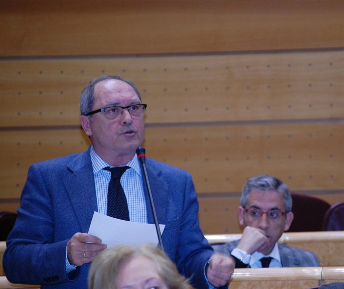 Juan Cornejo, senador del PSOE