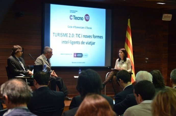 Jordi Clos durante las jornadas Turismo 2.0 organizadas por Ctecno